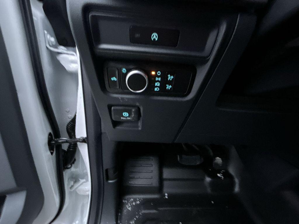 new 2025 Ford F-150 car, priced at $46,220