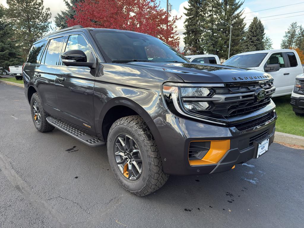 new 2025 Ford Expedition car, priced at $86,280