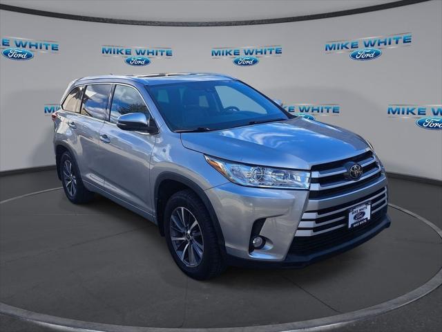 used 2017 Toyota Highlander car, priced at $21,874