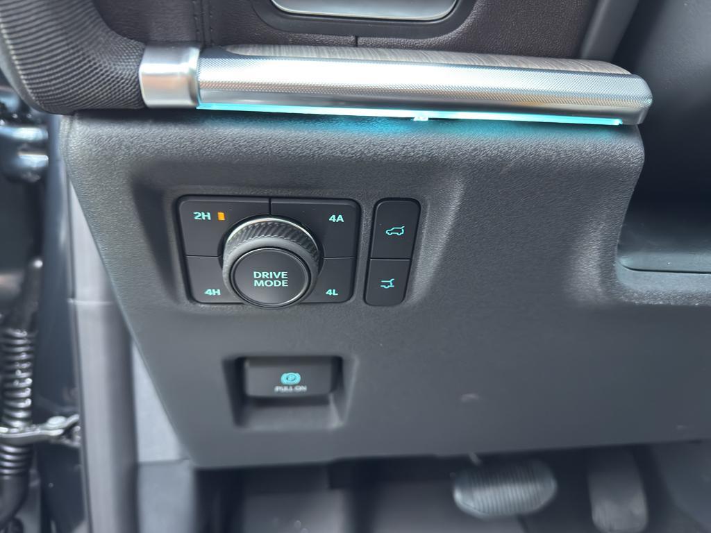 new 2025 Ford Expedition car, priced at $91,745