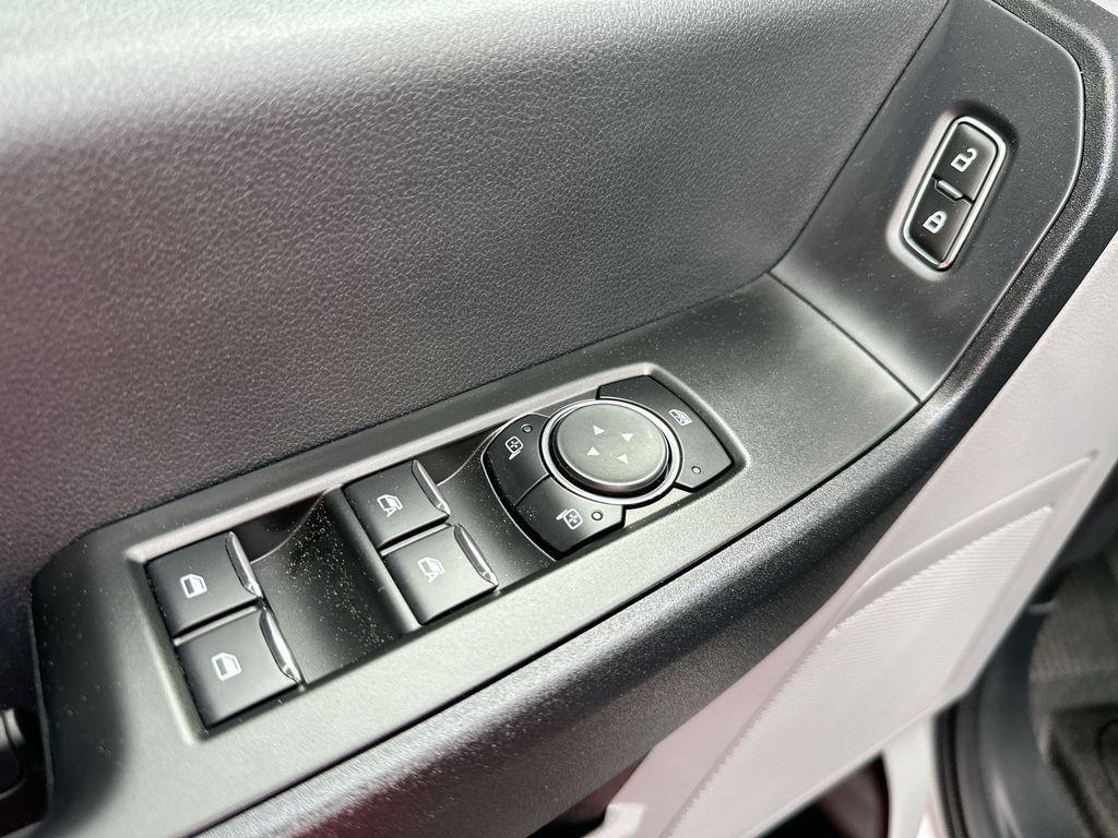 new 2025 Ford F-250 car, priced at $52,640