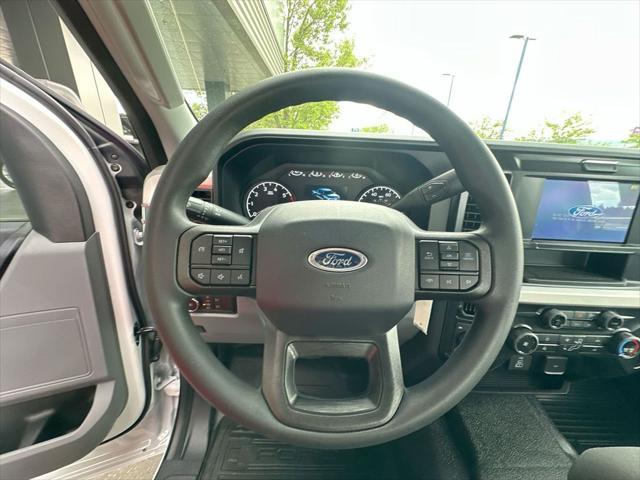 new 2025 Ford F-250 car, priced at $52,640