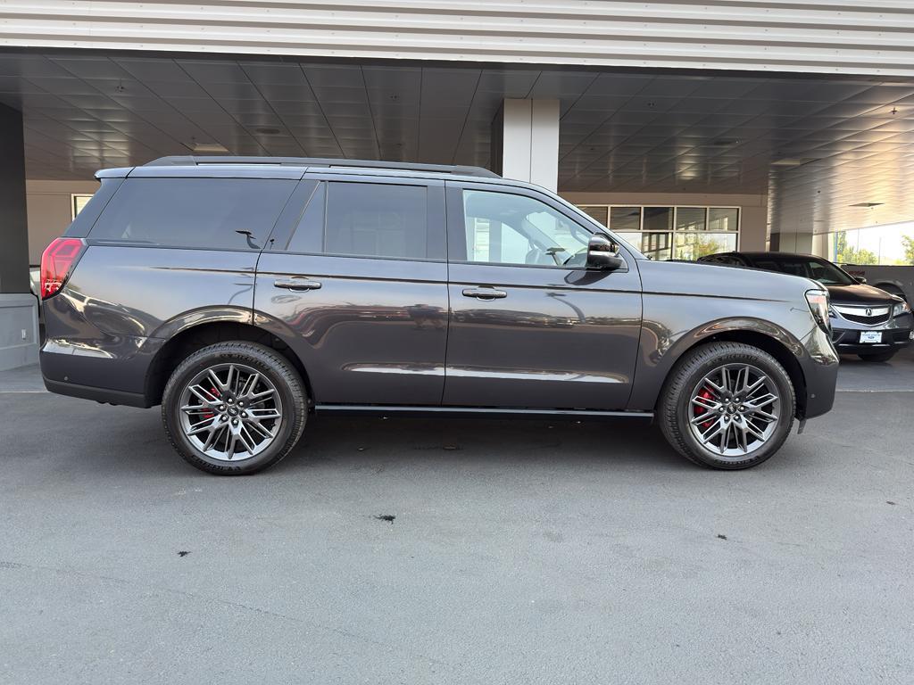 new 2025 Ford Expedition car, priced at $83,985