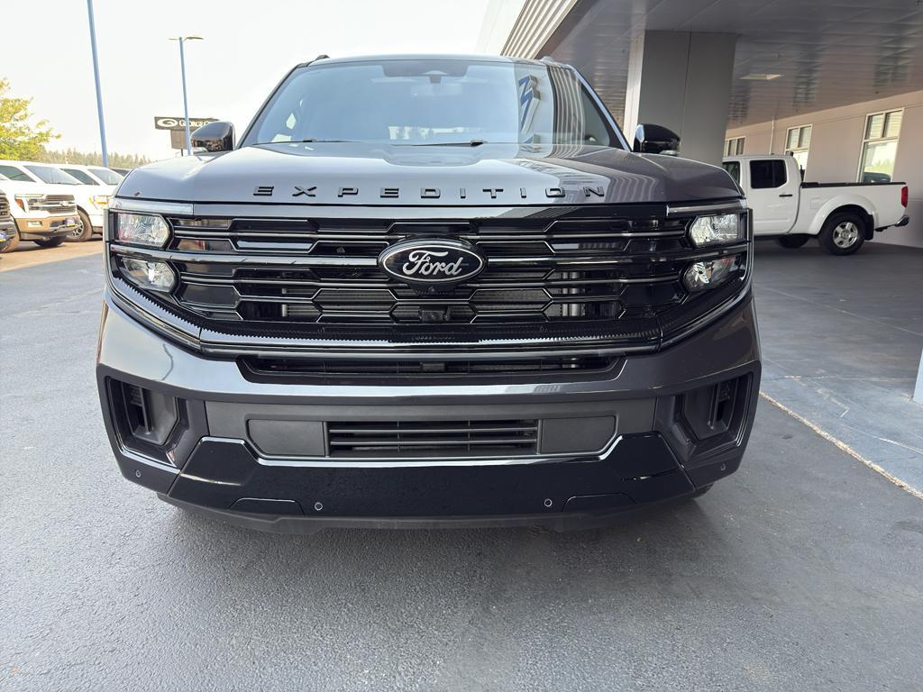 new 2025 Ford Expedition car, priced at $83,985