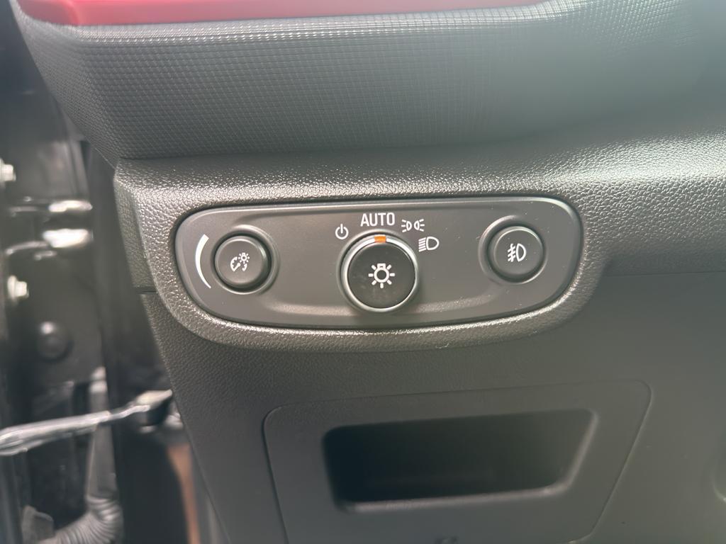 used 2023 Chevrolet TrailBlazer car, priced at $24,896