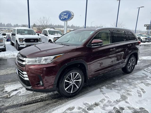 used 2018 Toyota Highlander car, priced at $28,763