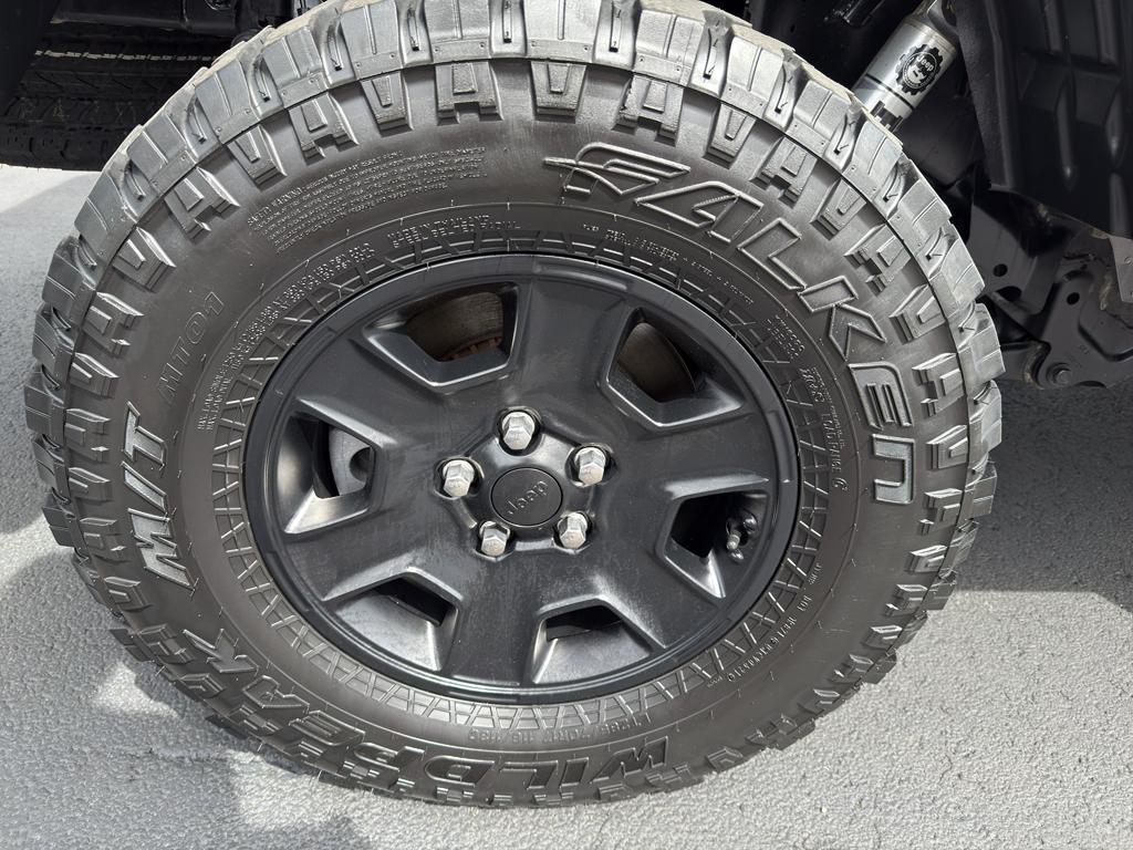 used 2020 Jeep Gladiator car, priced at $31,550
