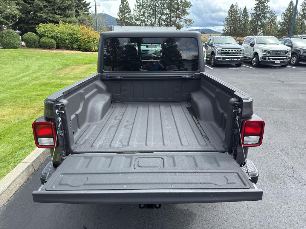 used 2020 Jeep Gladiator car, priced at $31,550