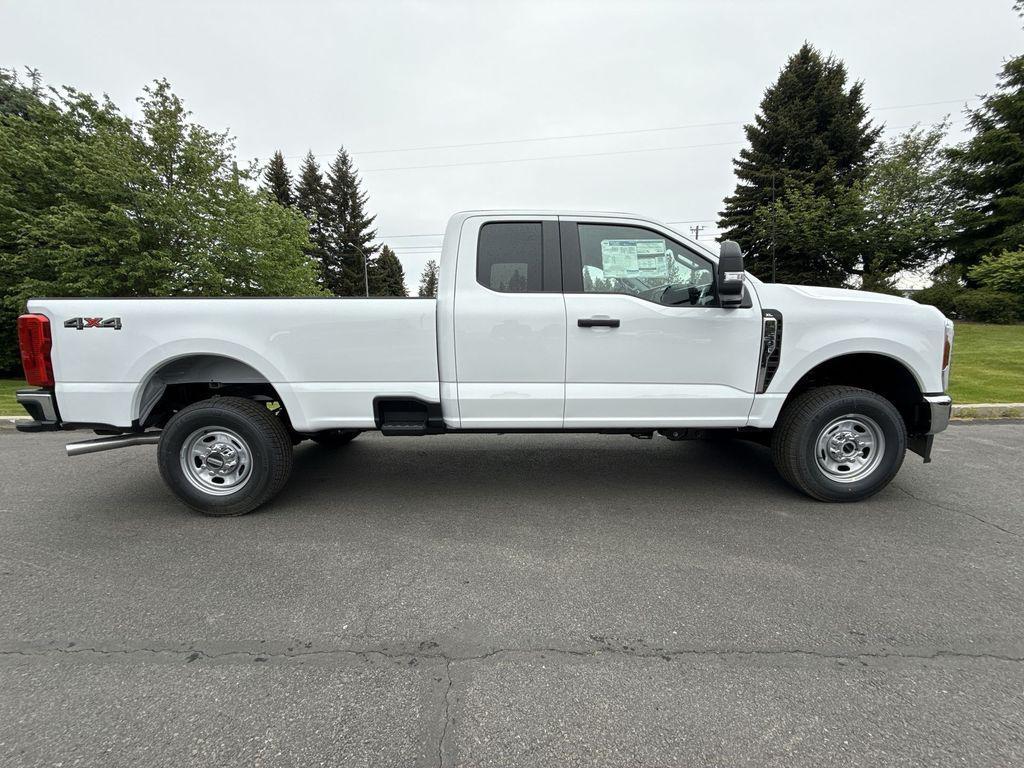 new 2025 Ford F-250 car, priced at $52,840