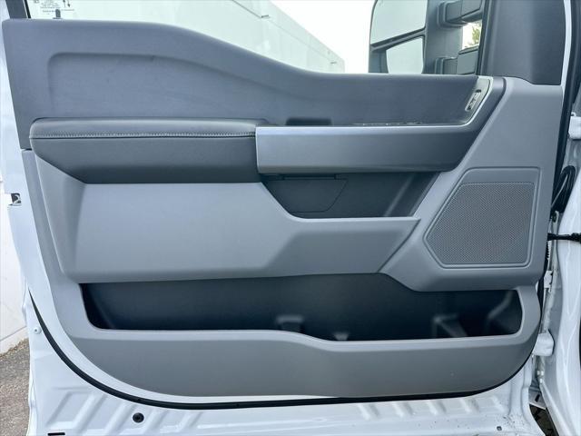 new 2025 Ford F-350 car, priced at $72,636