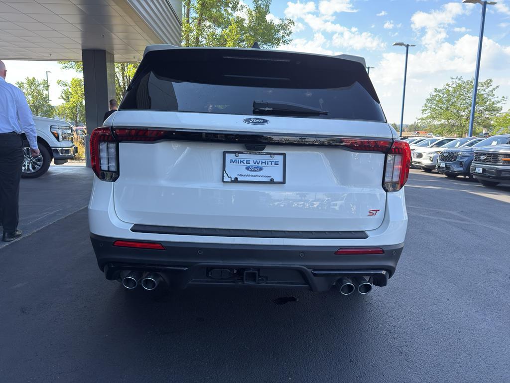 new 2025 Ford Explorer car, priced at $63,100