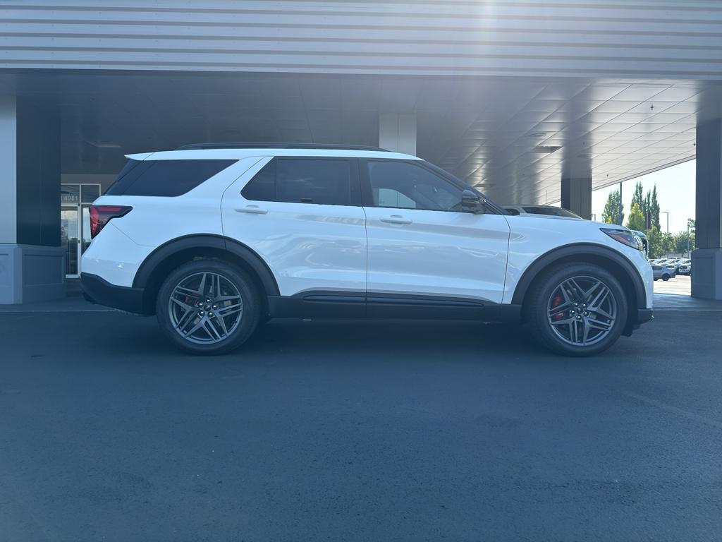 new 2025 Ford Explorer car, priced at $63,100