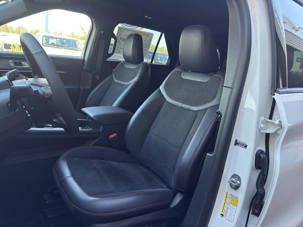 new 2025 Ford Explorer car, priced at $63,100