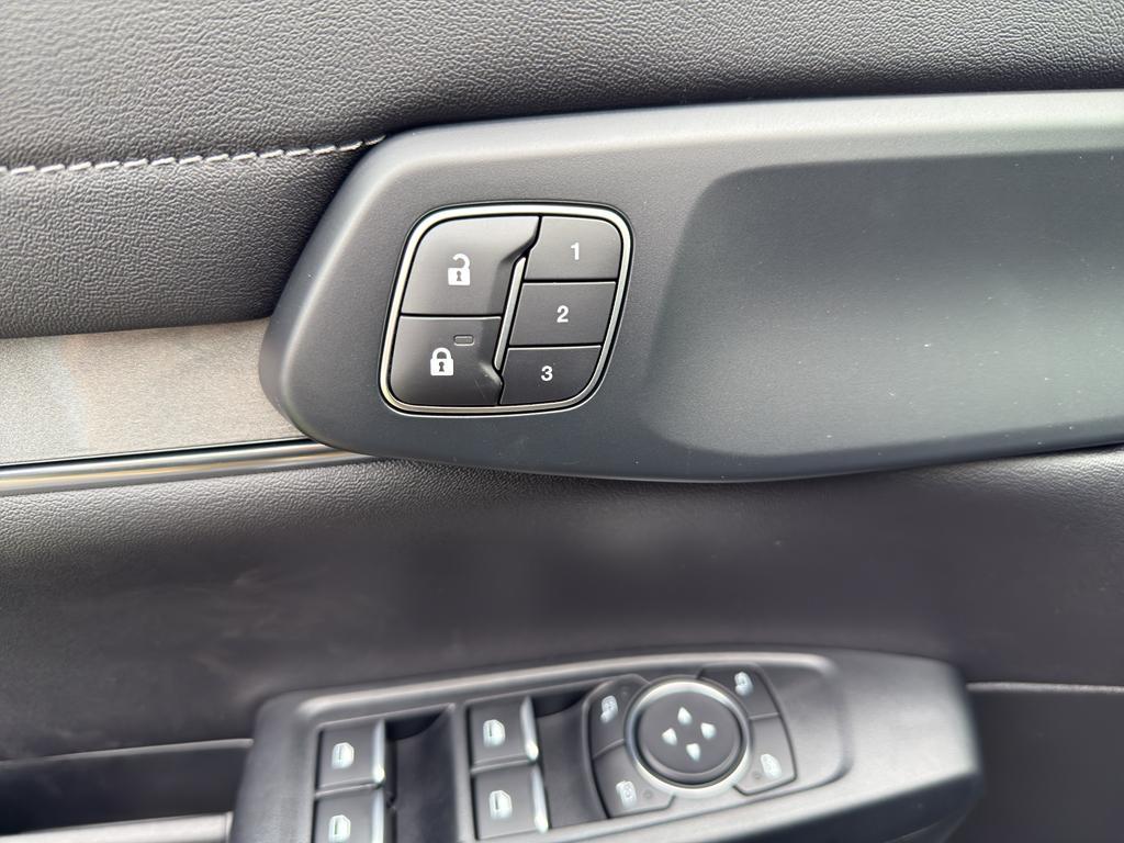 new 2025 Ford Ranger car, priced at $53,440