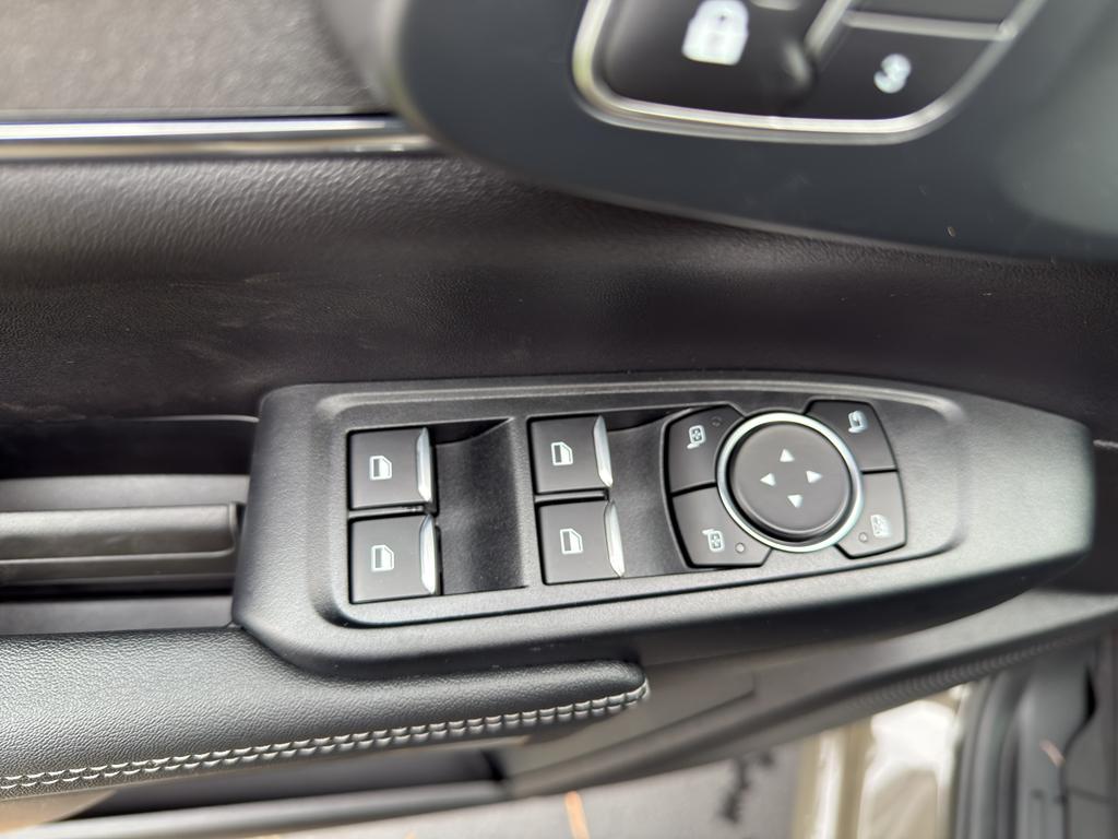 new 2025 Ford Ranger car, priced at $53,440