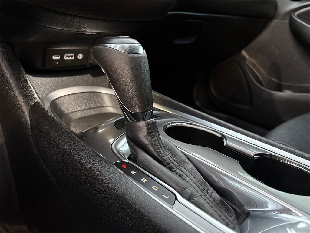 used 2020 Chevrolet Malibu car, priced at $15,491