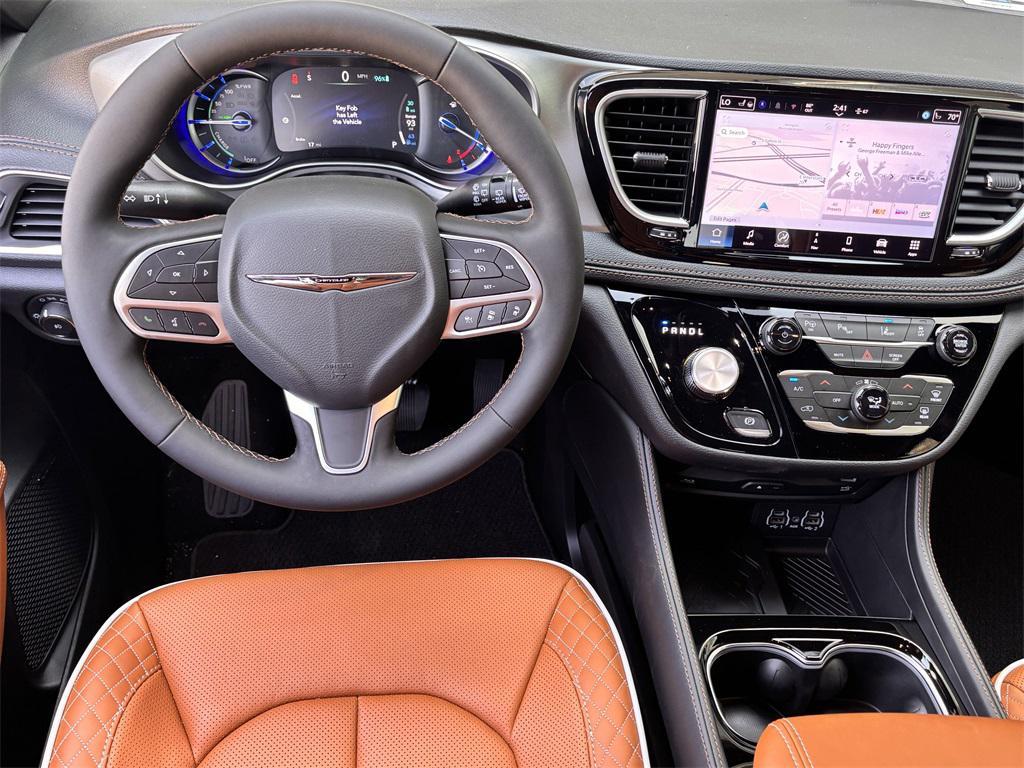 new 2025 Chrysler Pacifica car, priced at $55,541