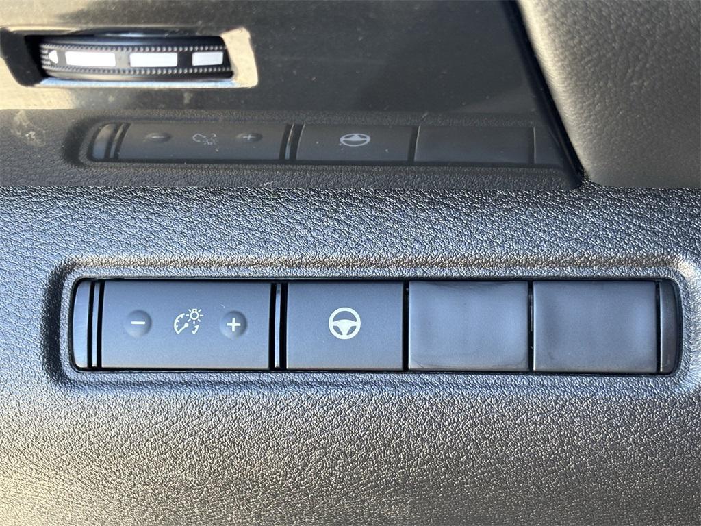 used 2024 Nissan Pathfinder car, priced at $32,334