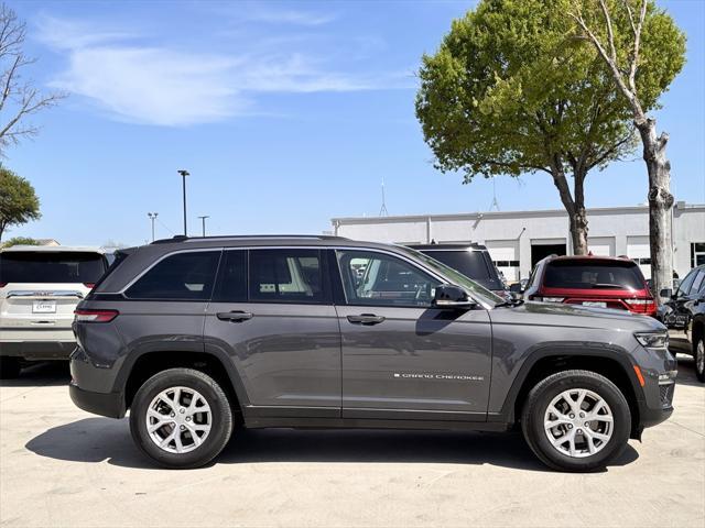 used 2022 Jeep Grand Cherokee car, priced at $33,992