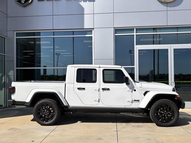 new 2025 Jeep Gladiator car, priced at $43,385