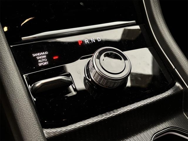 new 2025 Jeep Grand Cherokee car, priced at $48,121