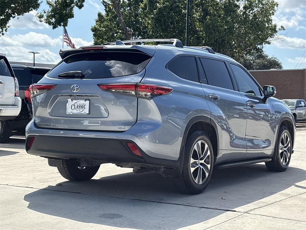 used 2021 Toyota Highlander car, priced at $27,991