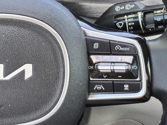 used 2022 Kia Sorento car, priced at $27,592