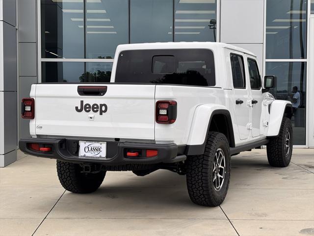 new 2025 Jeep Gladiator car, priced at $50,380