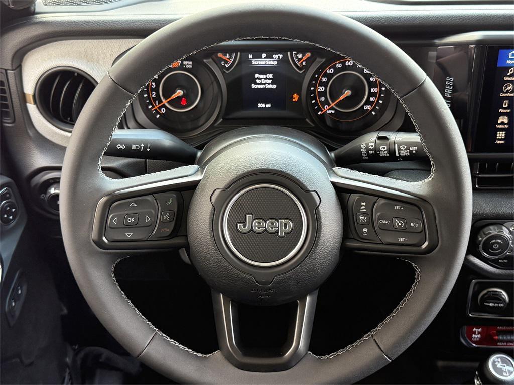 new 2025 Jeep Wrangler car, priced at $47,080