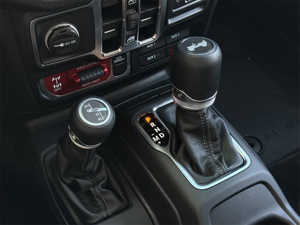 new 2025 Jeep Wrangler car, priced at $47,080