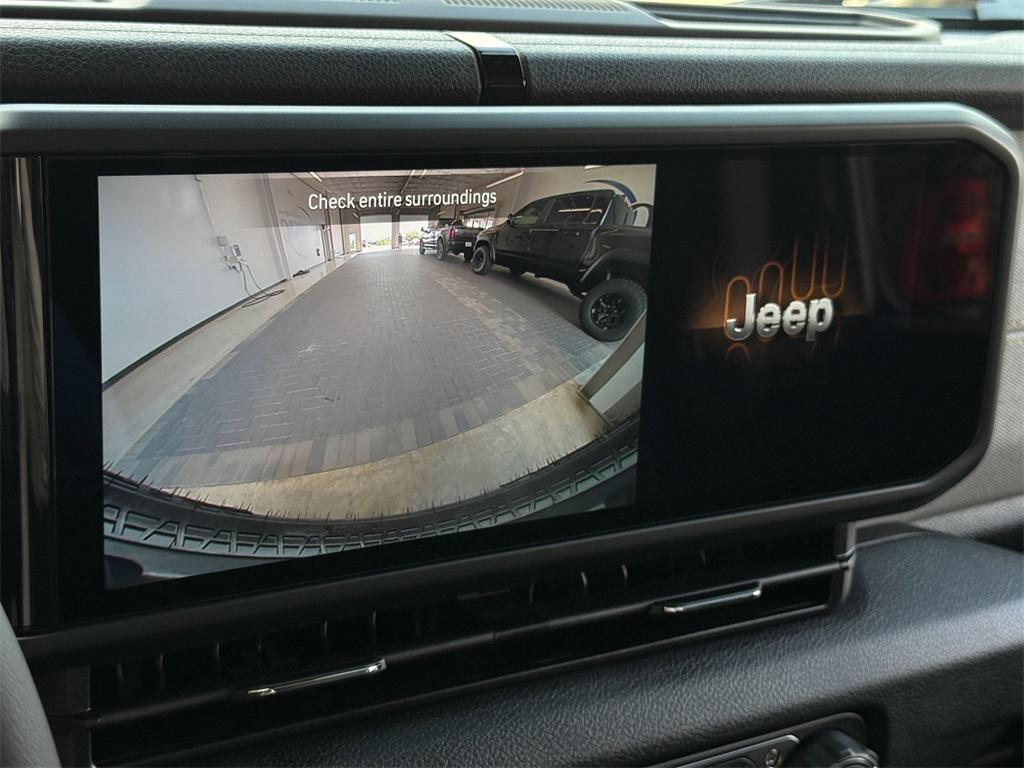 new 2025 Jeep Wrangler car, priced at $47,080