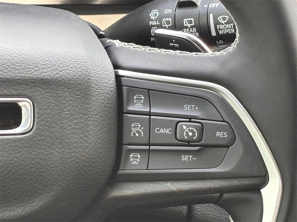 new 2025 Jeep Grand Cherokee L car, priced at $47,990
