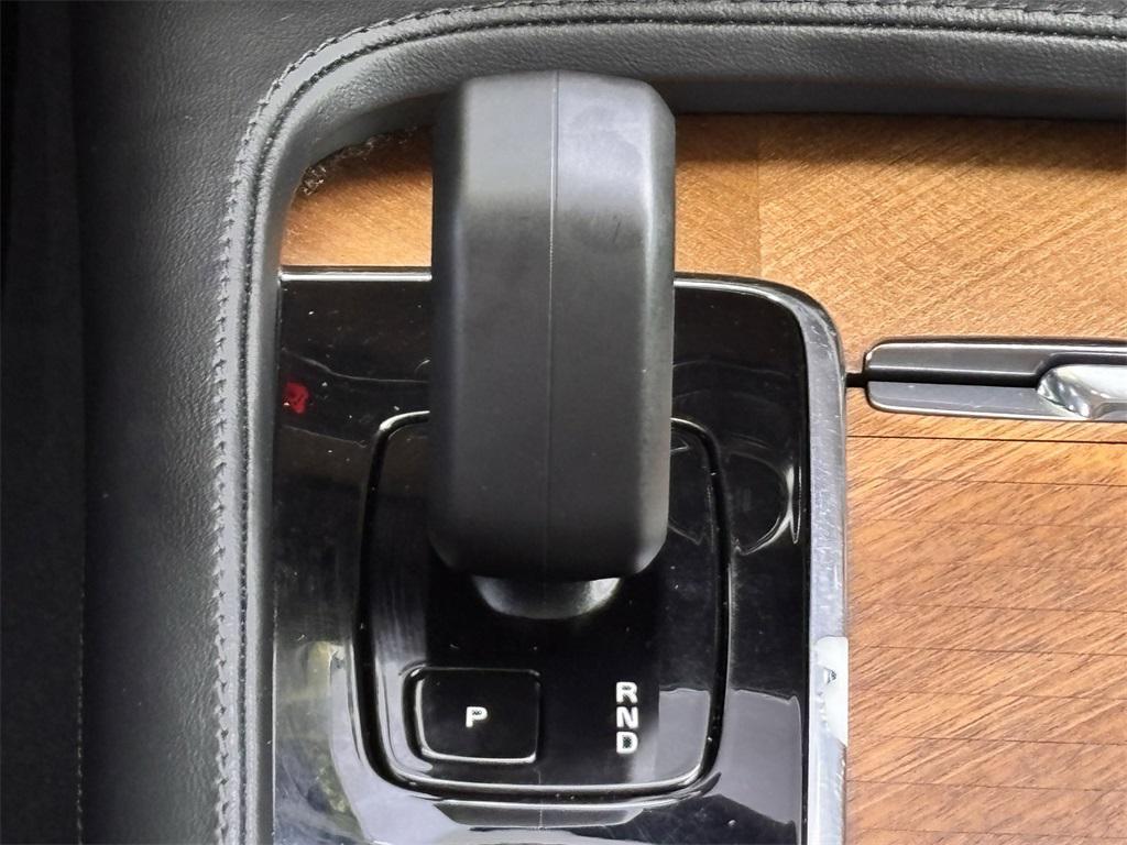 used 2023 Volvo XC90 car, priced at $32,992