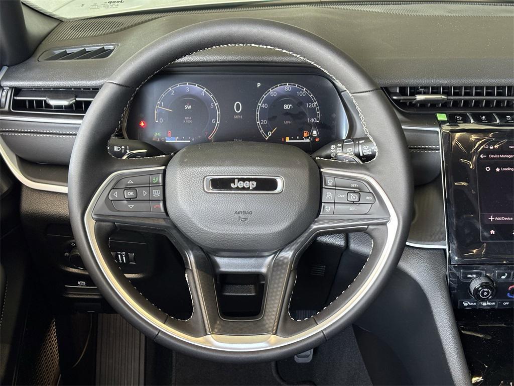 new 2025 Jeep Grand Cherokee car, priced at $42,480