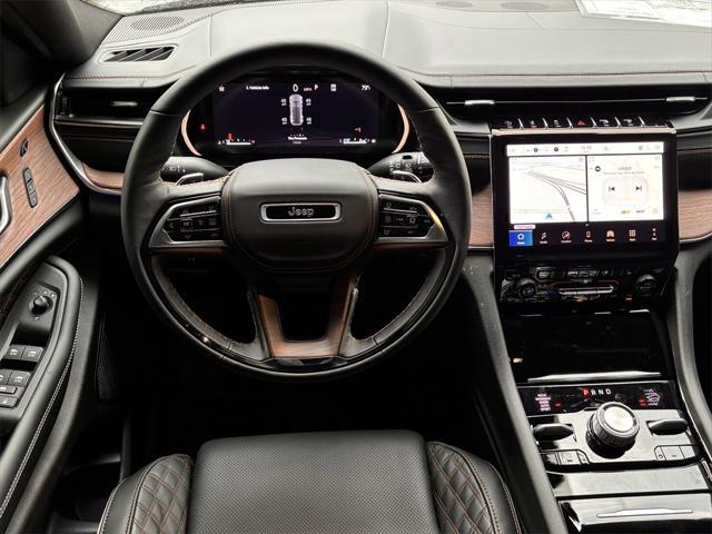 new 2025 Jeep Grand Cherokee car, priced at $60,050