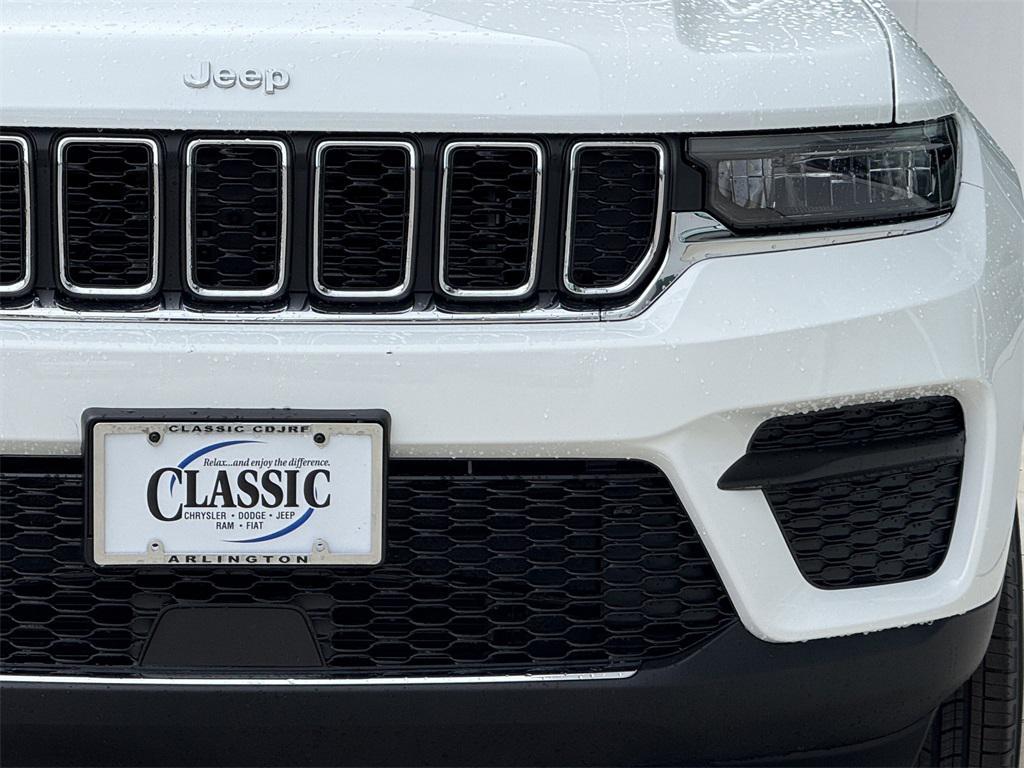 new 2025 Jeep Grand Cherokee car, priced at $37,530