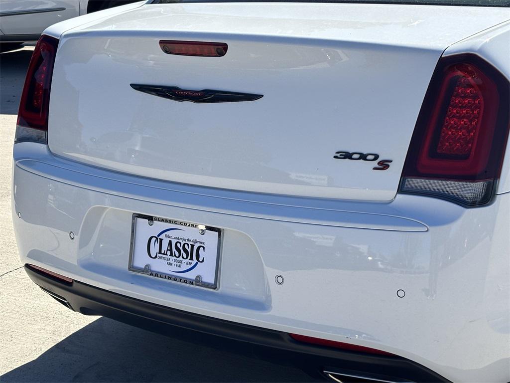 used 2022 Chrysler 300 car, priced at $27,433