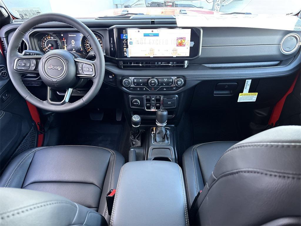 new 2025 Jeep Gladiator car, priced at $46,605