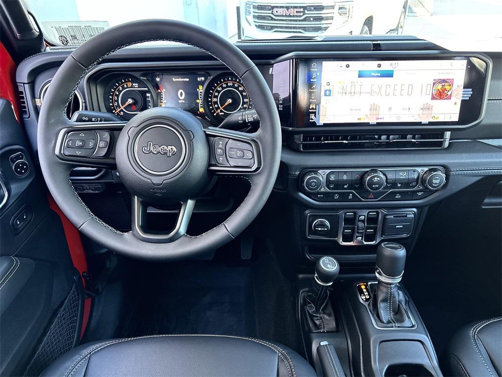 new 2025 Jeep Gladiator car, priced at $46,605