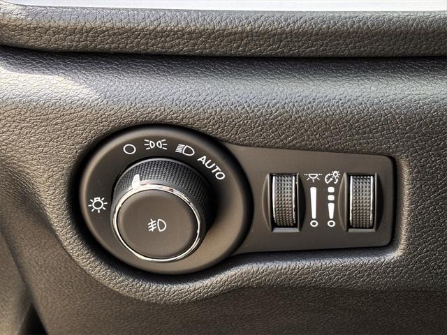 new 2025 Chrysler Pacifica car, priced at $42,650