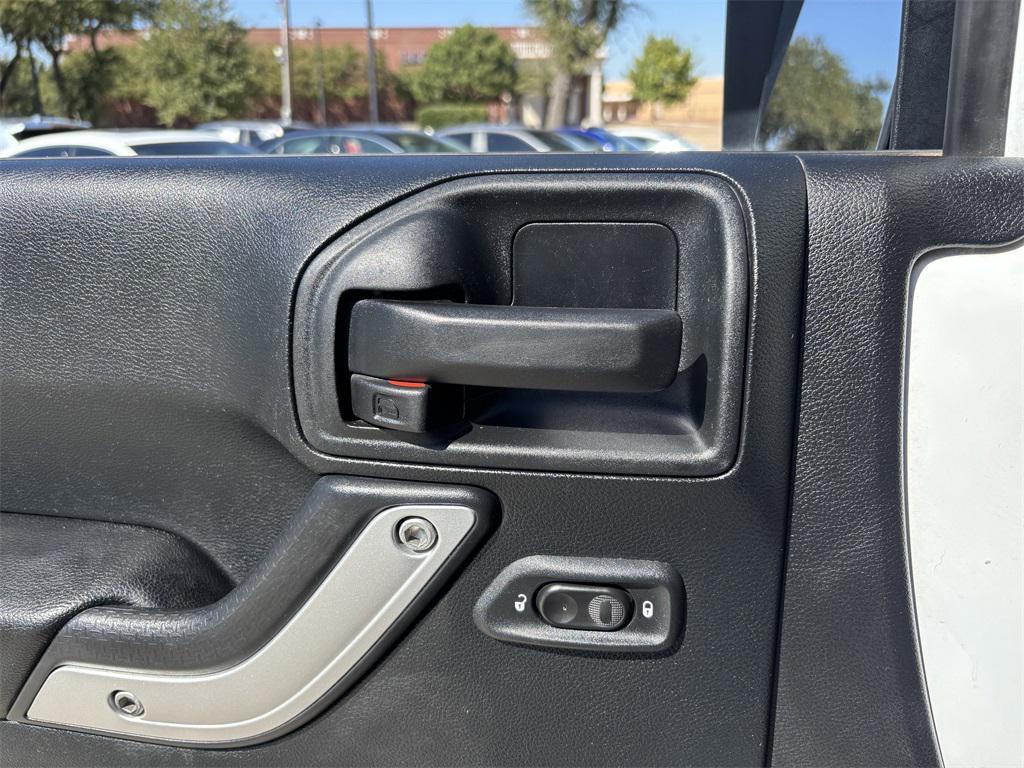 used 2016 Jeep Wrangler Unlimited car, priced at $20,781