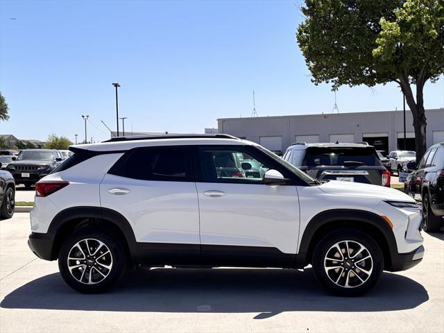 used 2025 Chevrolet TrailBlazer car, priced at $26,721