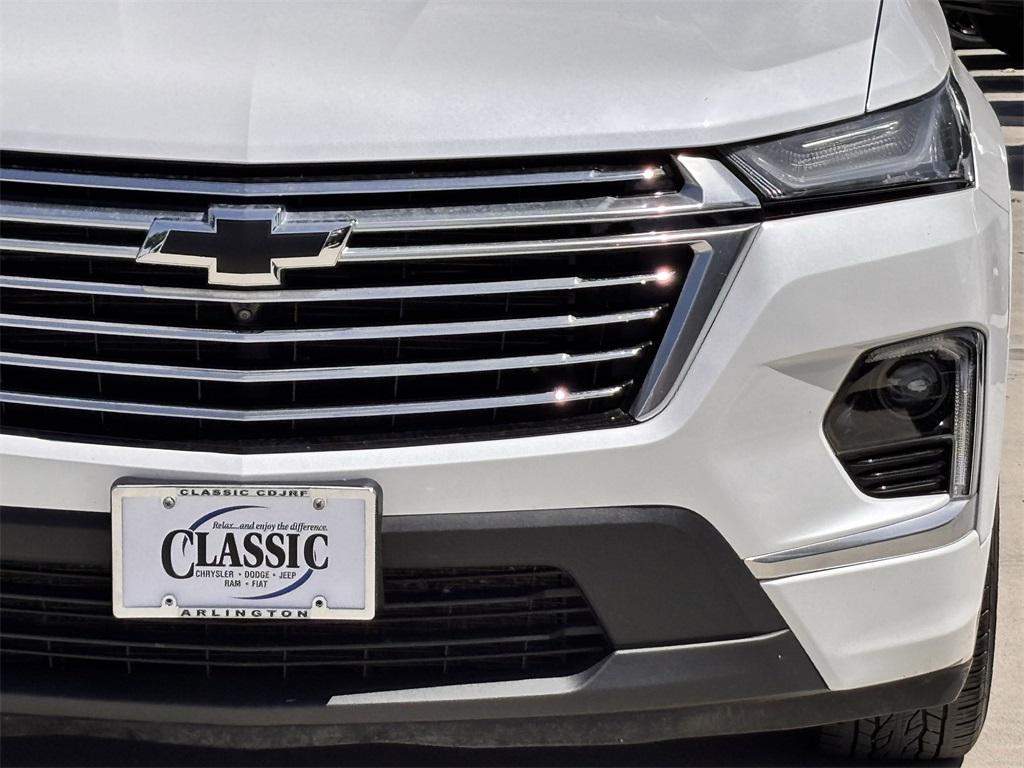 used 2023 Chevrolet Traverse car, priced at $31,992