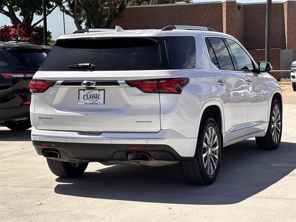 used 2023 Chevrolet Traverse car, priced at $31,992