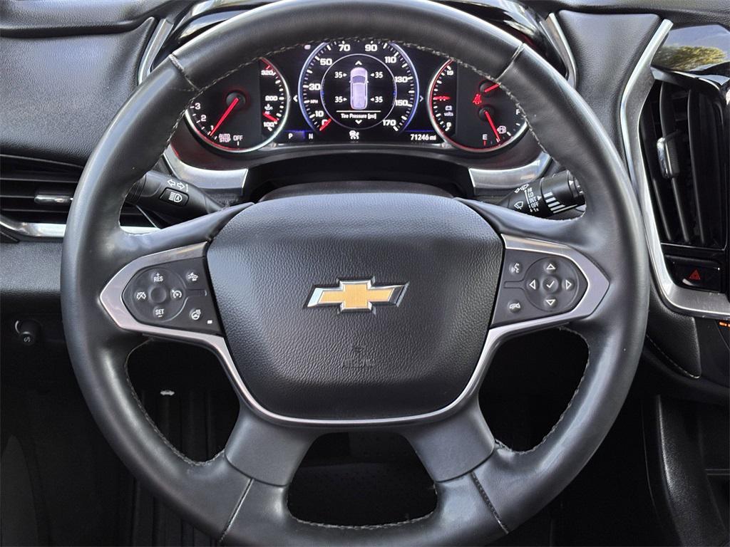 used 2023 Chevrolet Traverse car, priced at $31,992