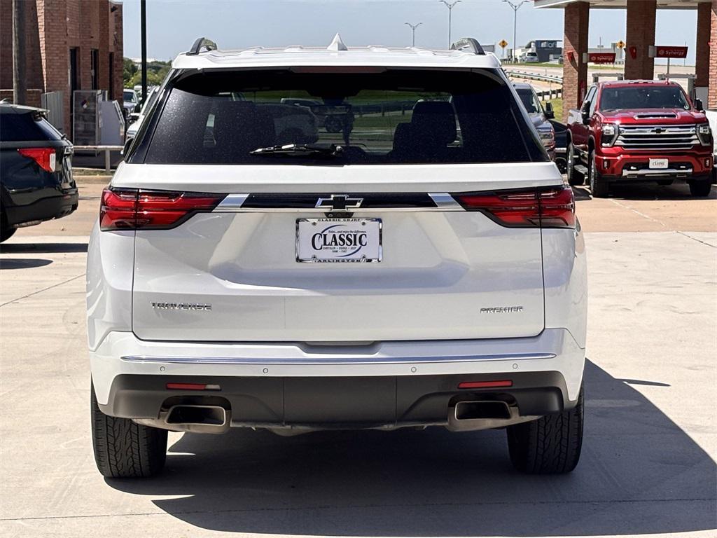 used 2023 Chevrolet Traverse car, priced at $31,992