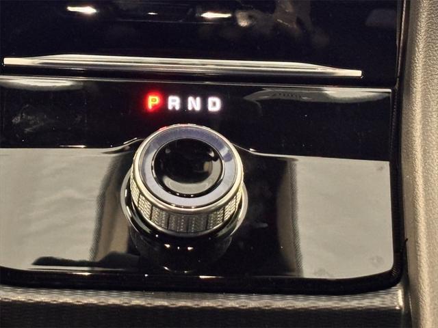 new 2025 Jeep Grand Cherokee car, priced at $39,176