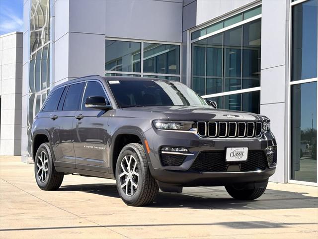 new 2025 Jeep Grand Cherokee car, priced at $39,176