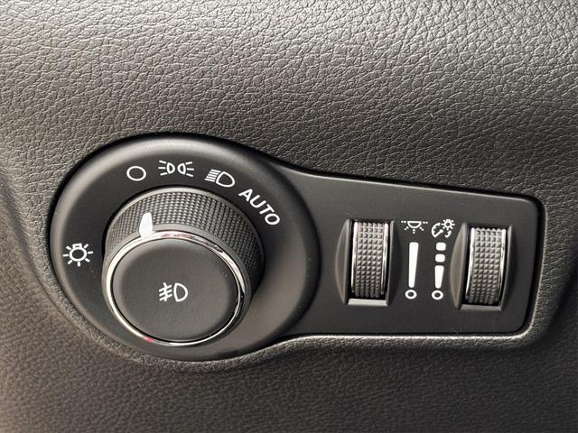 new 2025 Jeep Compass car, priced at $31,458