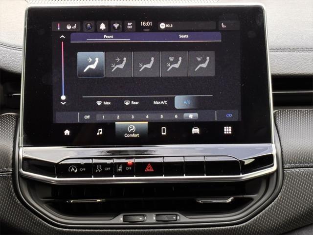 new 2025 Jeep Compass car, priced at $31,458